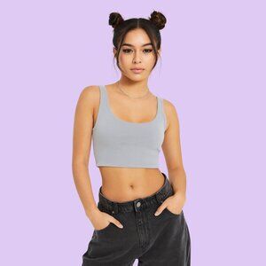 Italian-Made Light Grey Ribbed Crop Tank Top Women’s Size S (5)